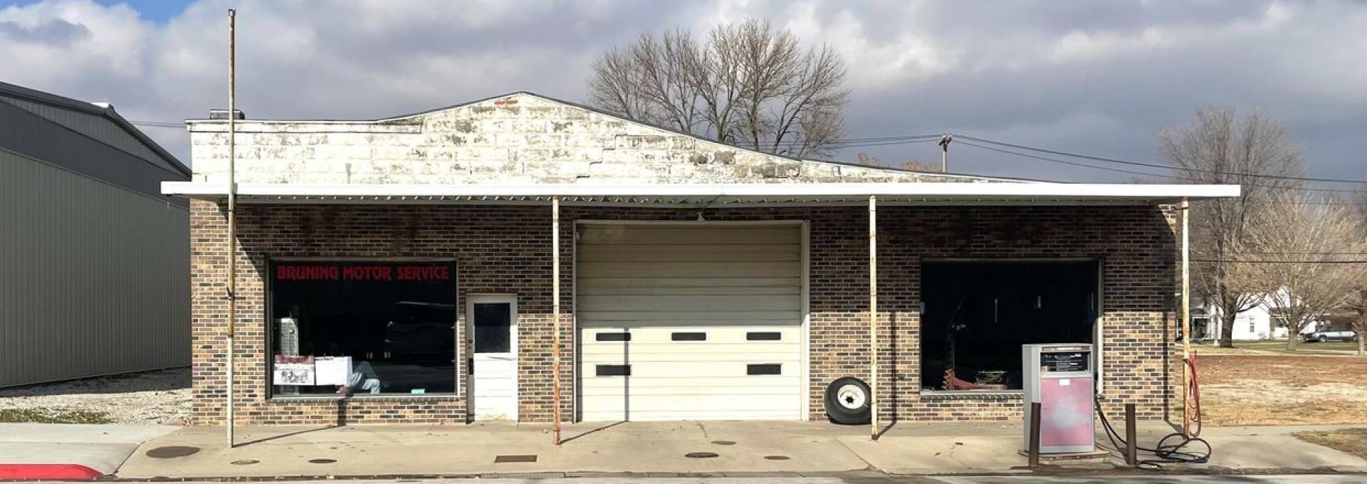 224 E Main St. Bruning NE